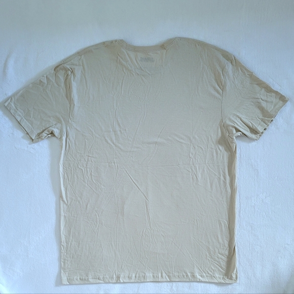 Mad😡 Engine Global🌎 LLC JAWS🦈 Graphic Tee👕 - NWOT - Picture 2 of 11